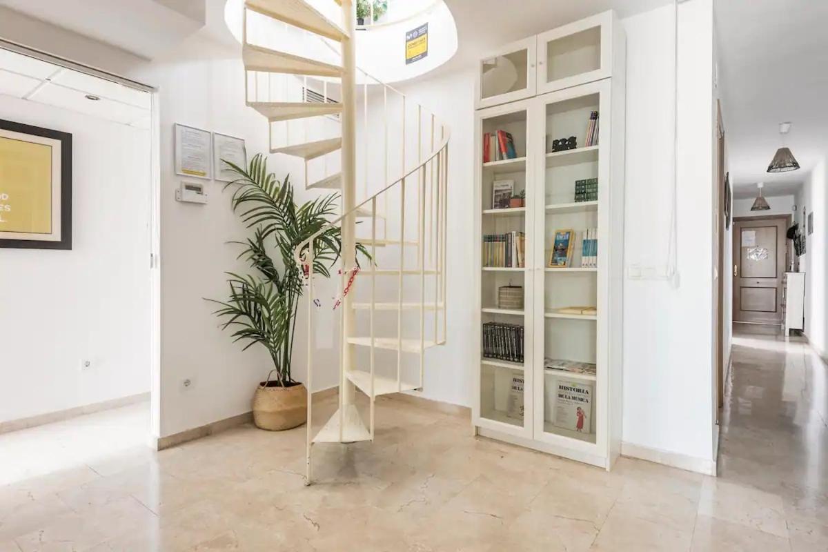 Lunaroom Center & Quiet Guesthouse Malaga Ngoại thất bức ảnh