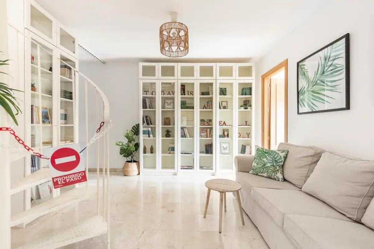 Lunaroom Center & Quiet Guesthouse Malaga Ngoại thất bức ảnh